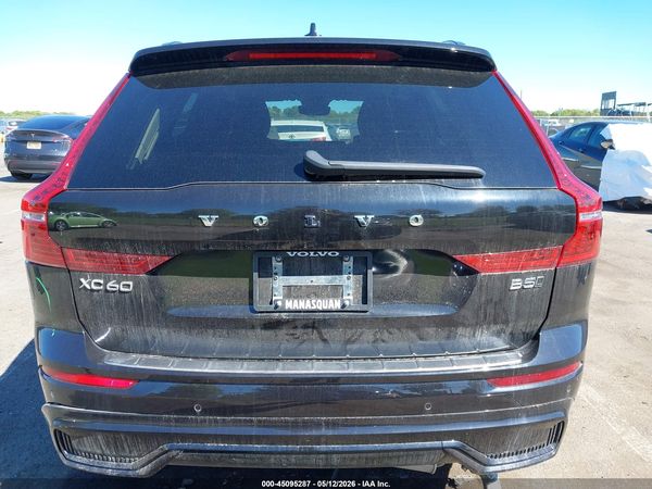 2025 VOLVO XC60 B5 CORE