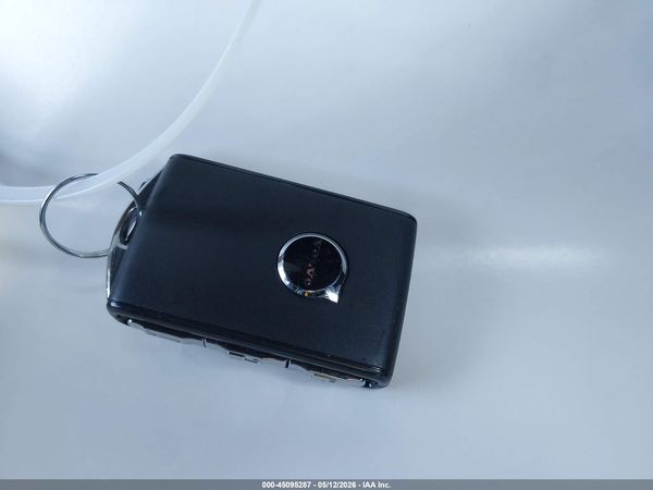 2025 VOLVO XC60 B5 CORE