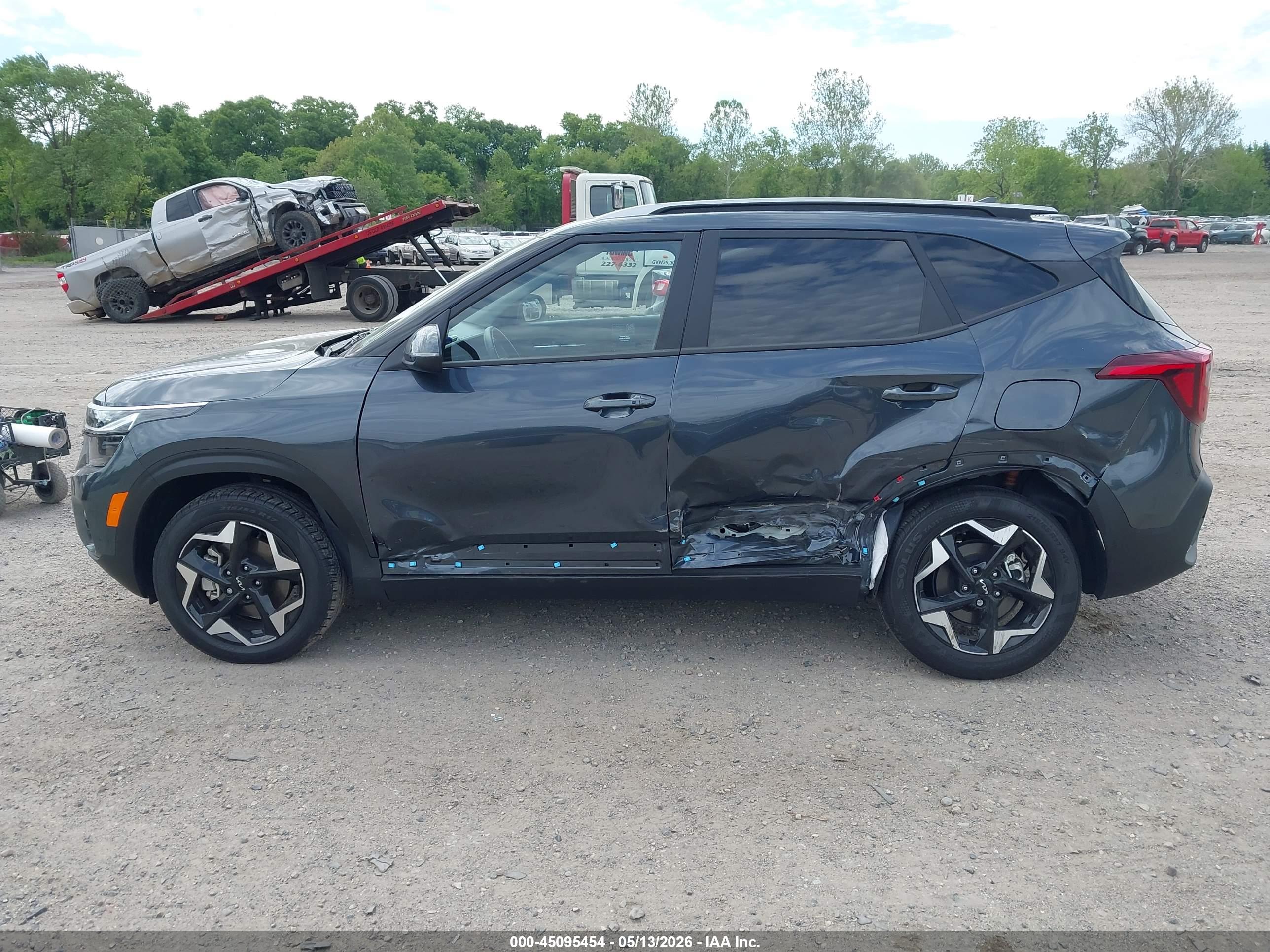2025 KIA SELTOS S