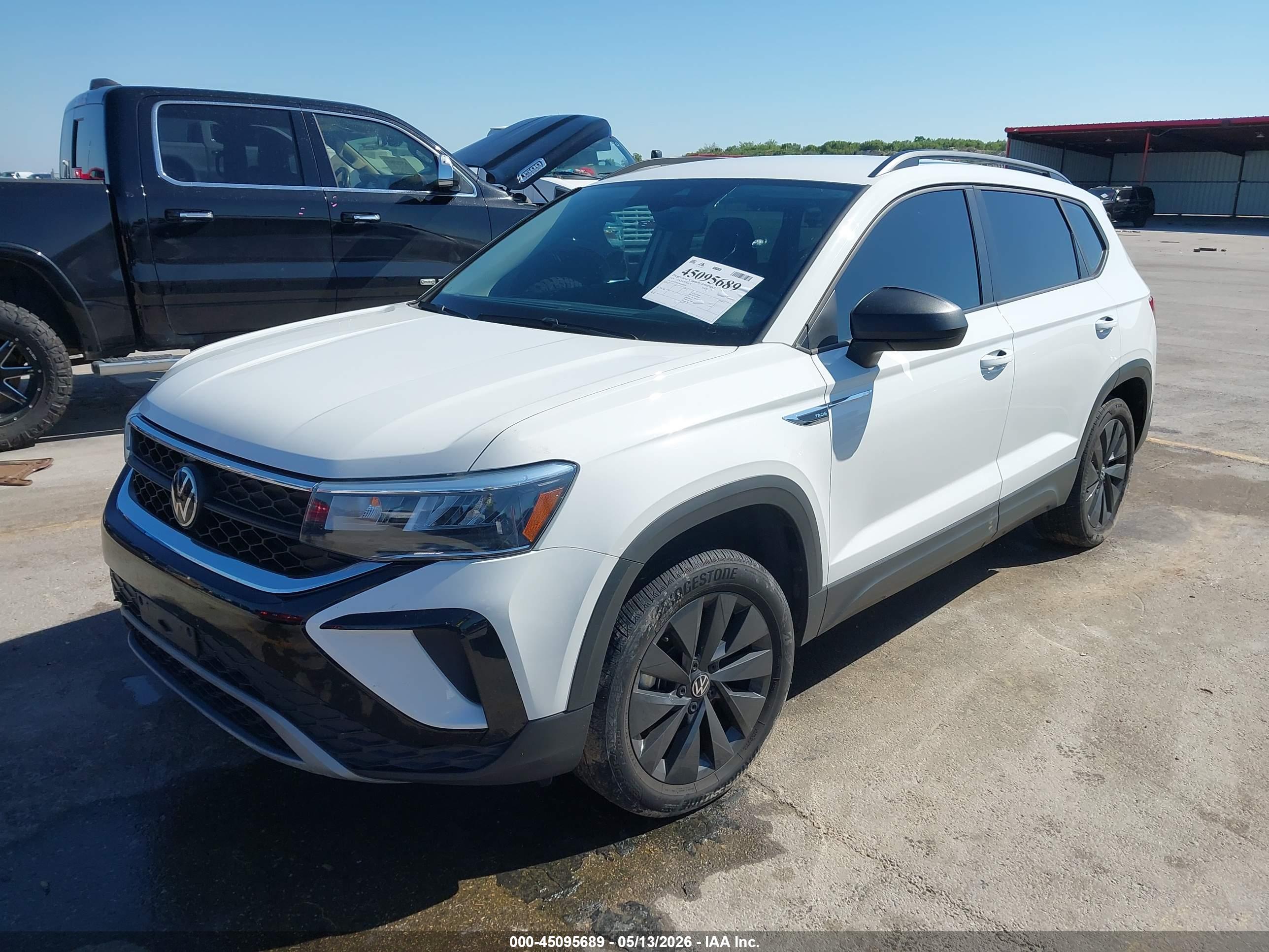 2024 VOLKSWAGEN TAOS 1.5T S — I2