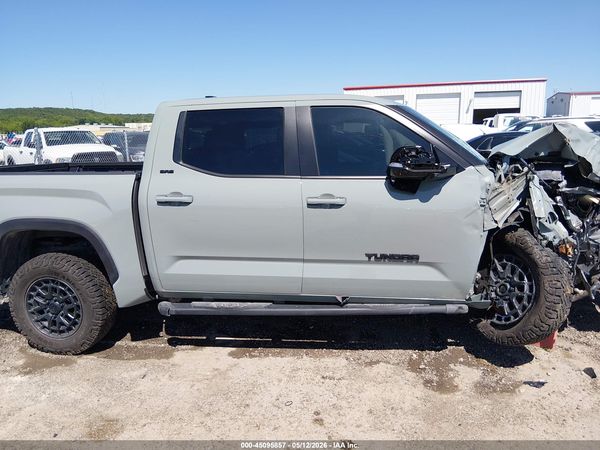 2026 TOYOTA TUNDRA SR5 CREWMAX 5.5' BED