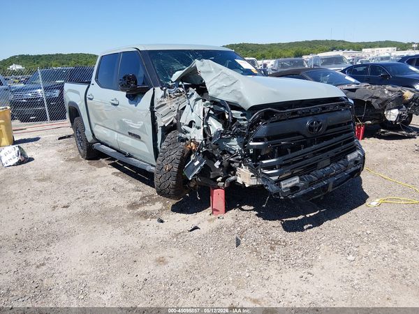 2026 TOYOTA TUNDRA SR5 CREWMAX 5.5' BED