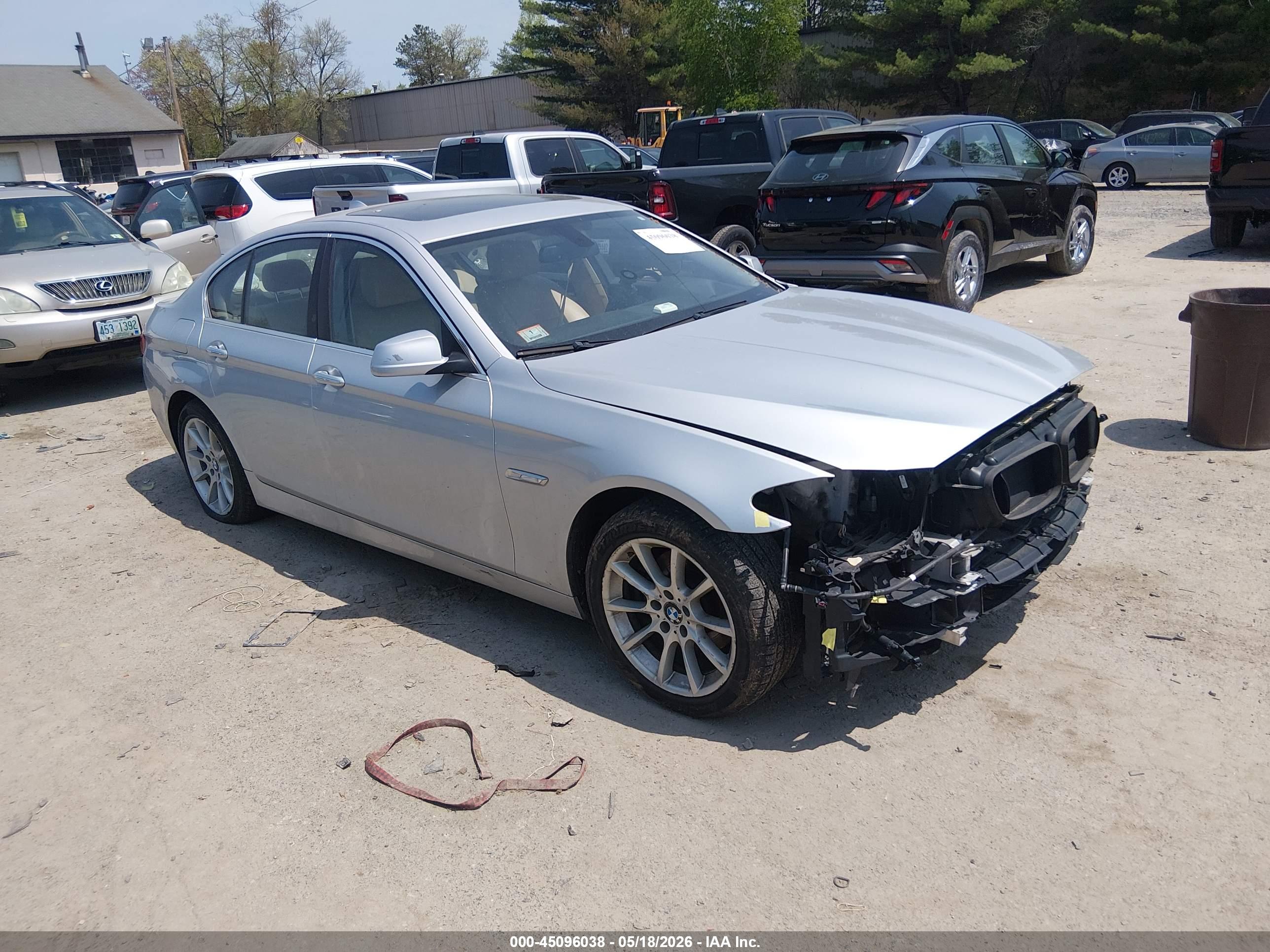 2013 BMW 528I XDRIVE