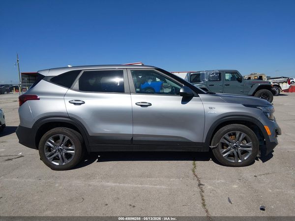 2022 KIA SELTOS LX