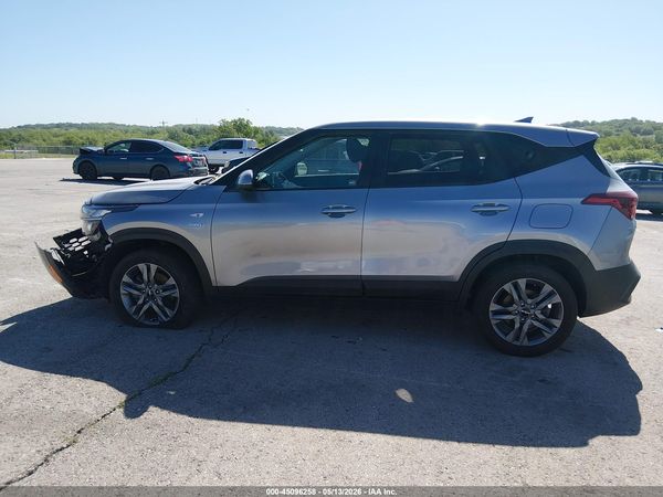 2022 KIA SELTOS LX