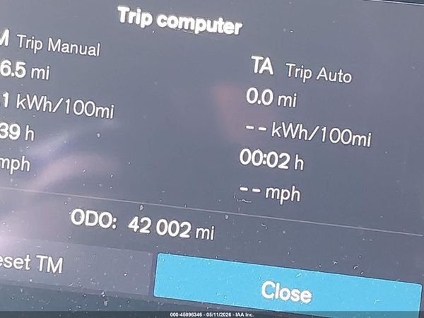 2022 VOLVO XC40 RECHARGE PURE ELECTRIC P8 TWIN PLUS