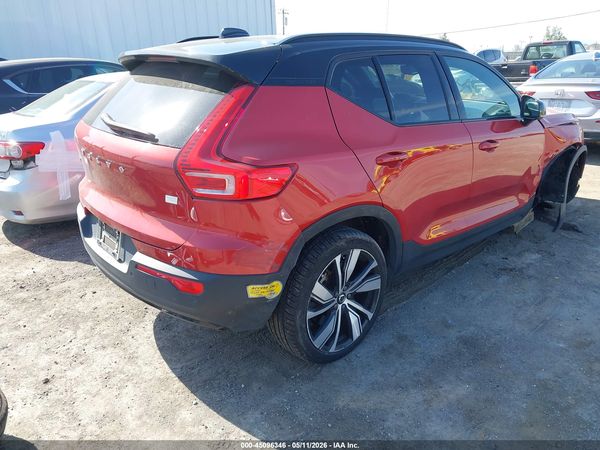 2022 VOLVO XC40 RECHARGE PURE ELECTRIC P8 TWIN PLUS