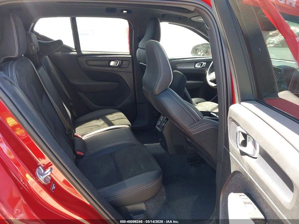 2022 VOLVO XC40 RECHARGE PURE ELECTRIC P8 TWIN PLUS