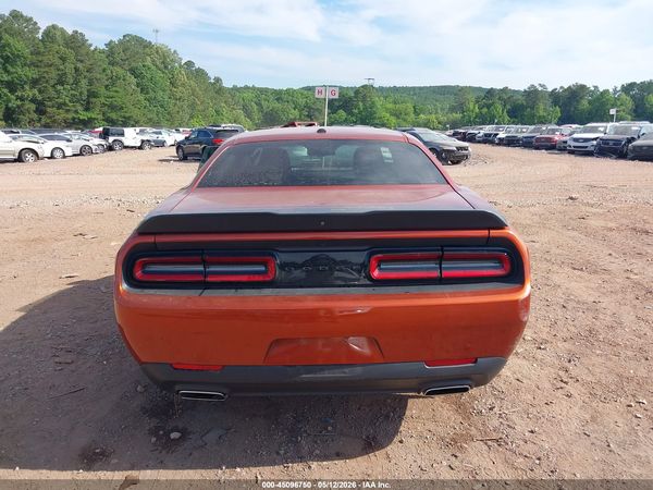 2021 DODGE CHALLENGER SXT