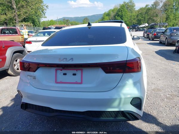 2023 KIA FORTE LX