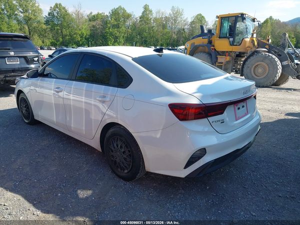 2023 KIA FORTE LX