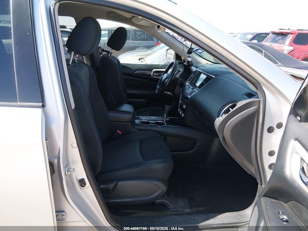 2019 NISSAN PATHFINDER SV