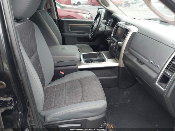 2018 RAM 1500 BIG HORN  4X2 5'7 BOX