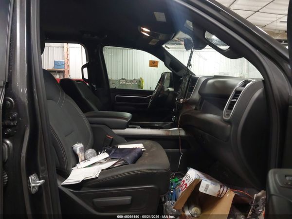 2024 RAM 1500 BIG HORN  4X4 6'4 BOX