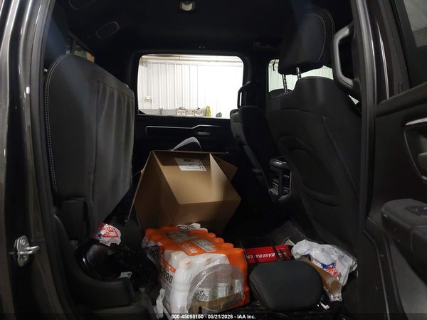 2024 RAM 1500 BIG HORN  4X4 6'4 BOX