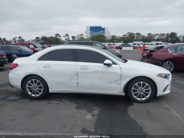 2019 MERCEDES-BENZ A 220 A220