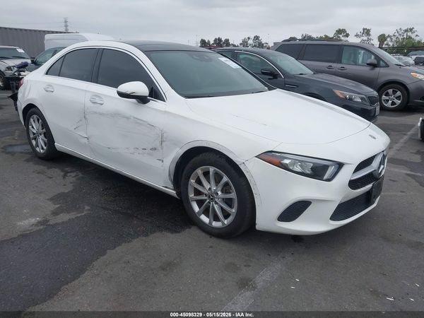 2019 MERCEDES-BENZ A 220 A220