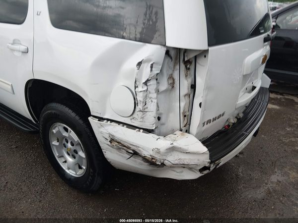 2014 CHEVROLET TAHOE LT — I6