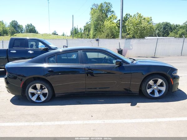 2016 DODGE CHARGER SXT