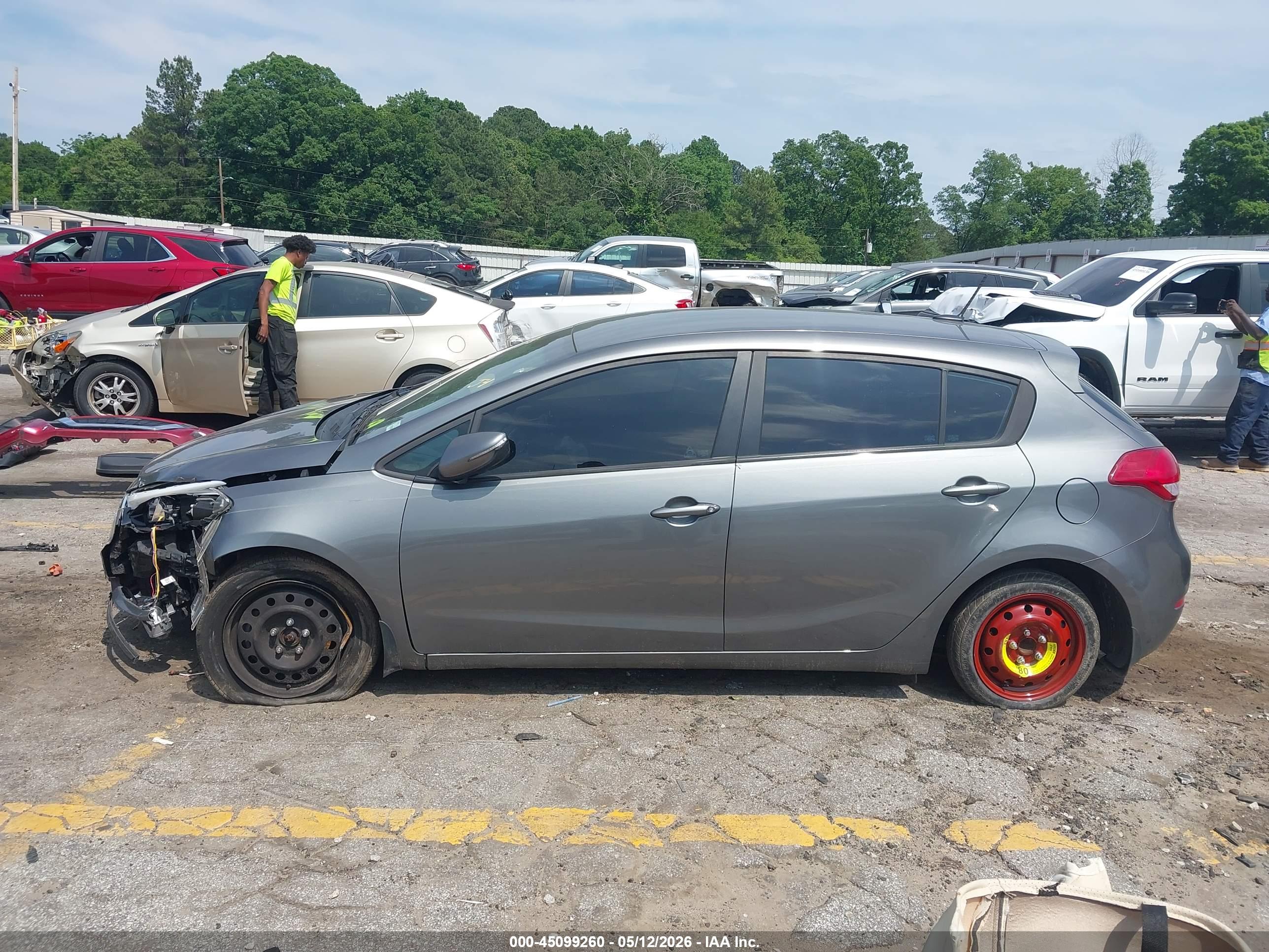 2016 KIA FORTE LX
