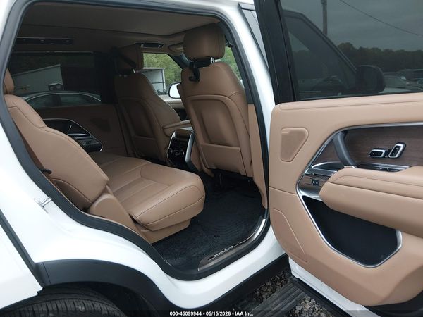 2025 LAND ROVER RANGE ROVER P400 SE 7 SEAT