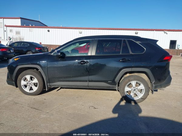 2019 TOYOTA RAV4 LE