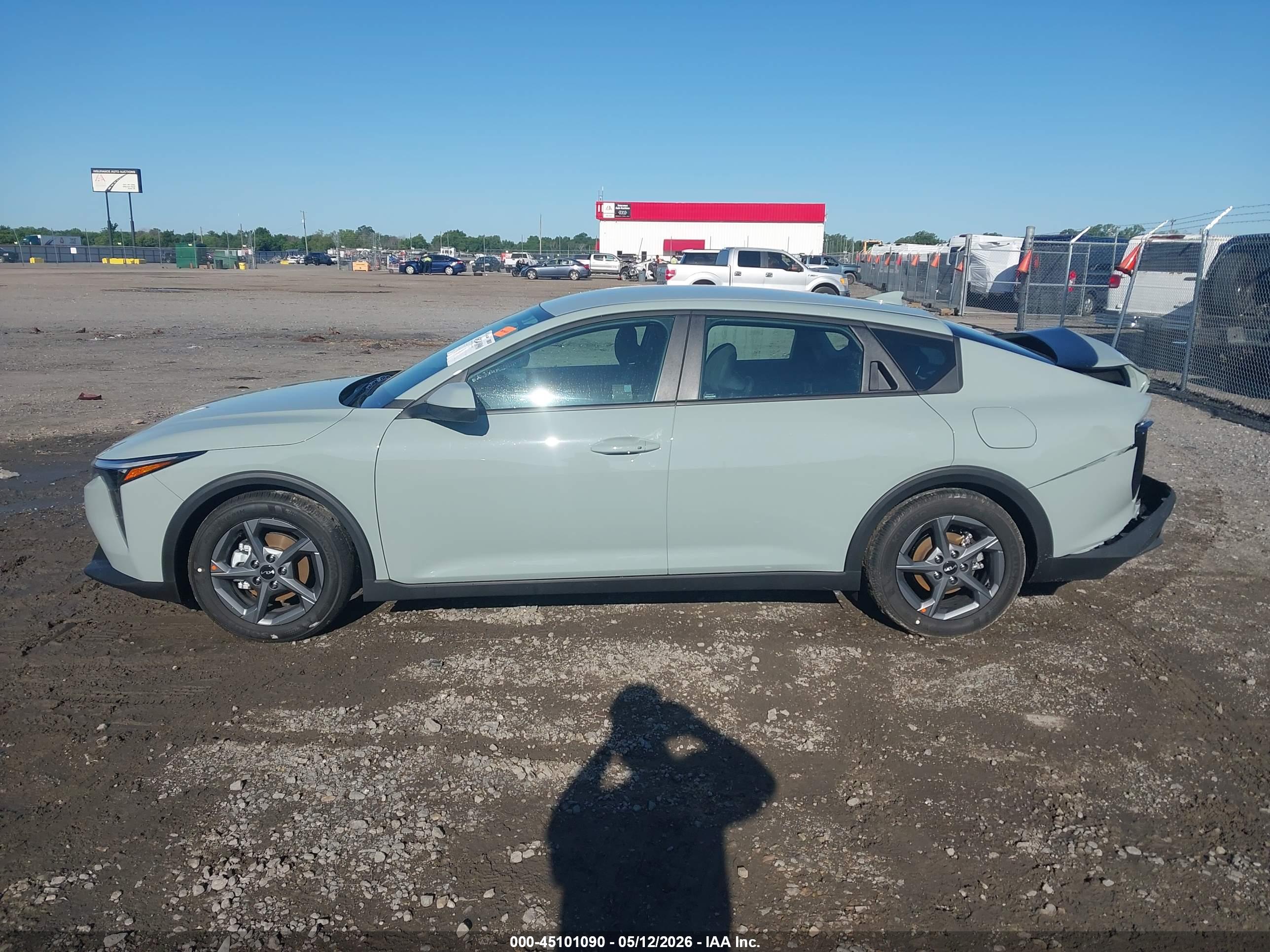 2026 KIA K4 LXS