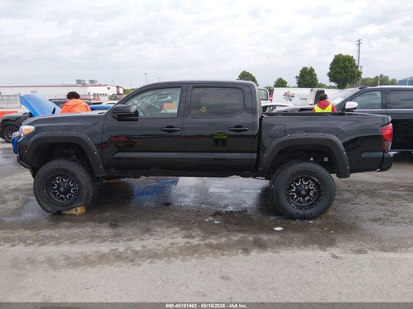 2022 TOYOTA TACOMA SR V6