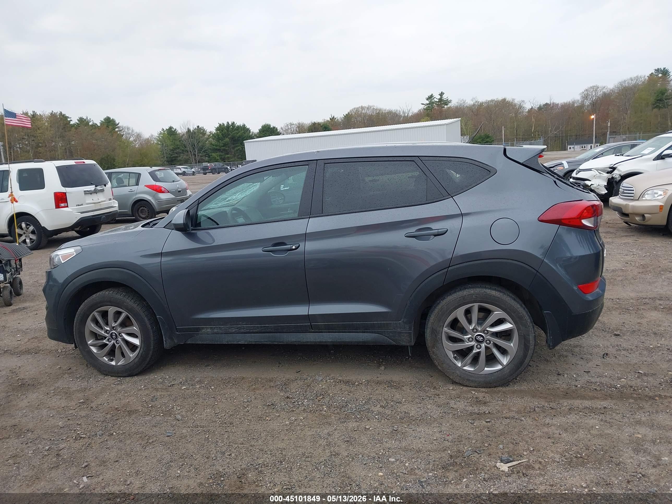 2018 HYUNDAI TUCSON SE