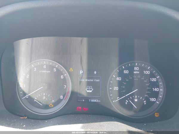 2016 HYUNDAI TUCSON SE