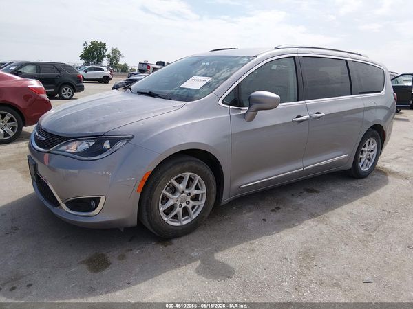 2020 CHRYSLER PACIFICA TOURING L — I2