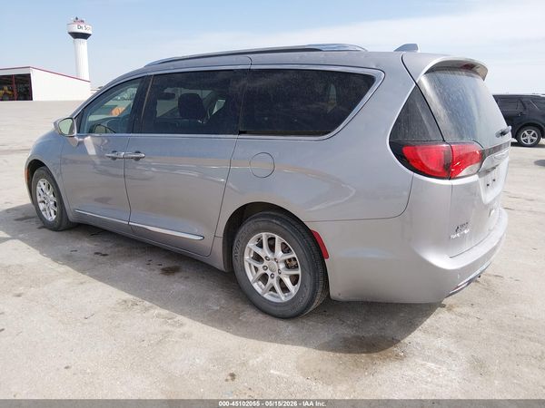 2020 CHRYSLER PACIFICA TOURING L — I3