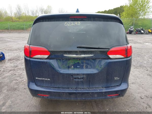 2017 CHRYSLER PACIFICA TOURING — I119