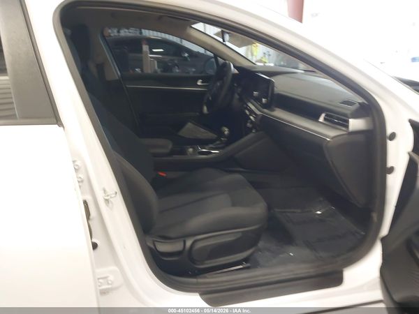 2022 KIA K5 LXS