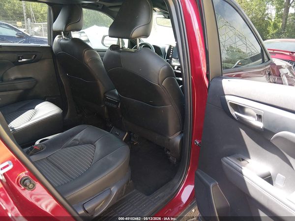2022 TOYOTA HIGHLANDER XSE