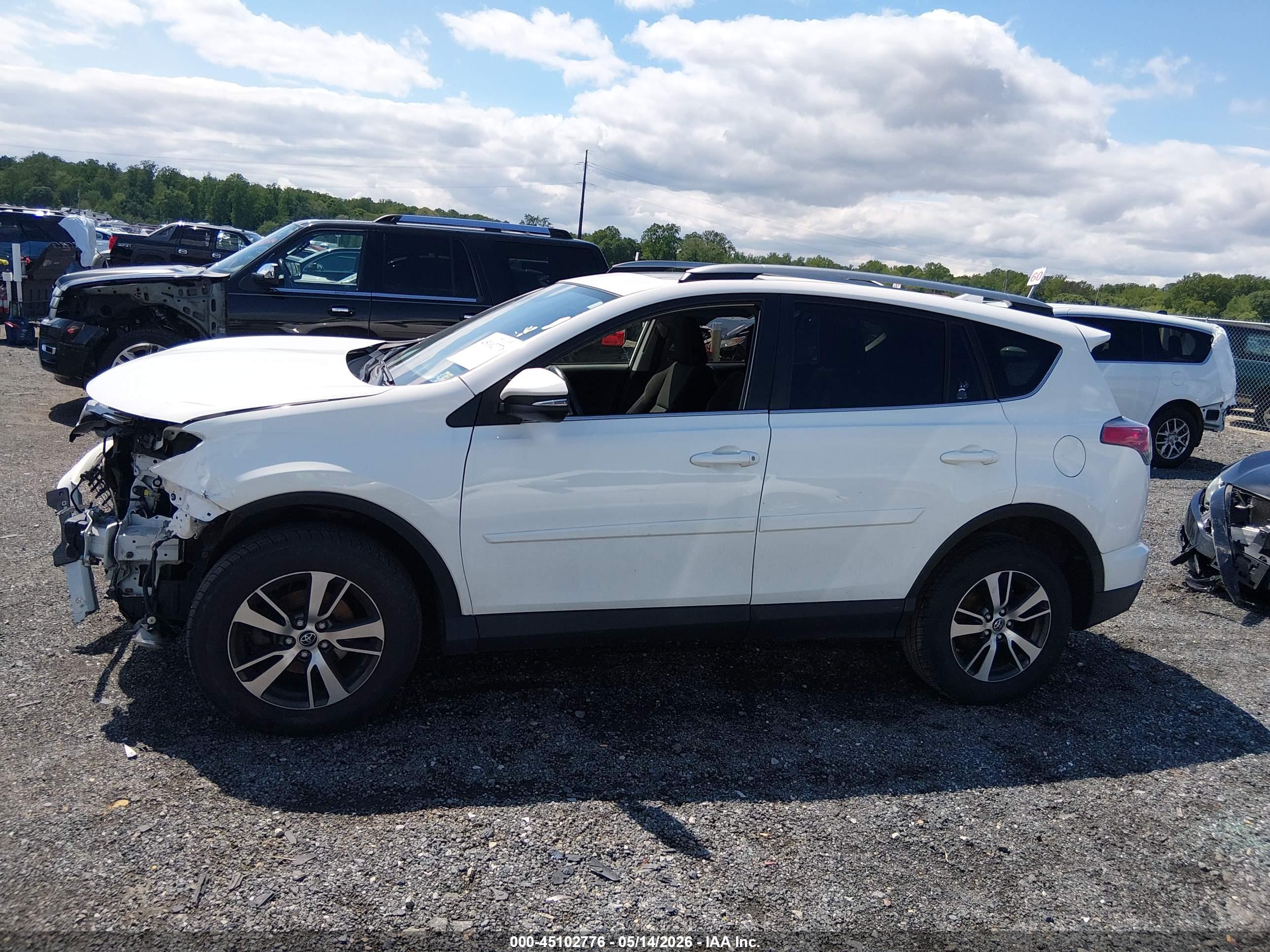 2018 TOYOTA RAV4 XLE