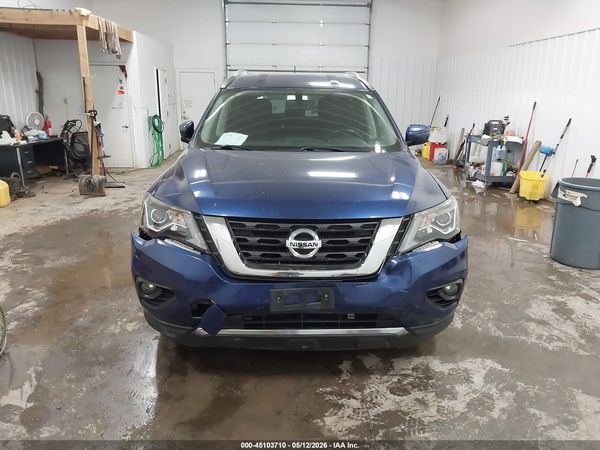 2018 NISSAN PATHFINDER SV