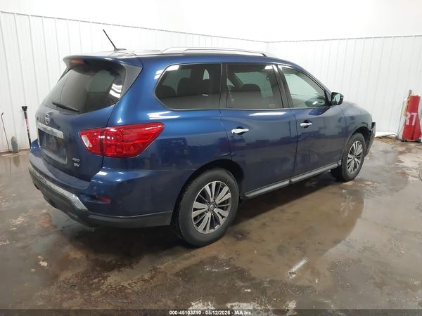 2018 NISSAN PATHFINDER SV