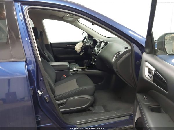 2018 NISSAN PATHFINDER SV