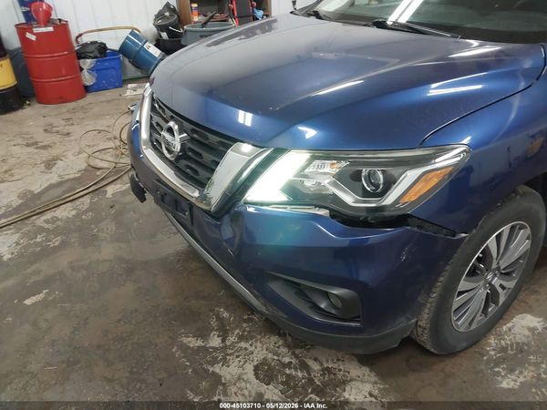 2018 NISSAN PATHFINDER SV