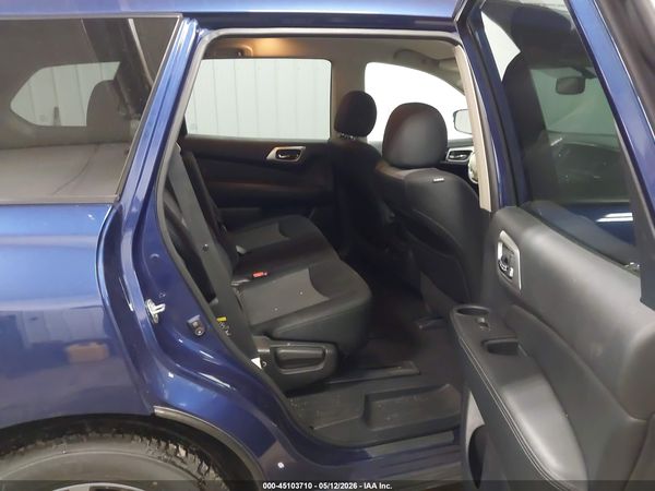 2018 NISSAN PATHFINDER SV