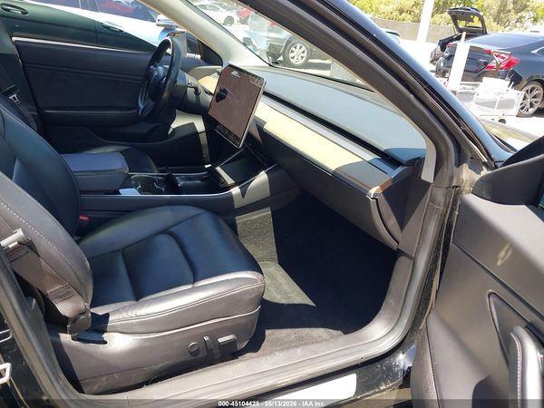 2018 TESLA MODEL 3 LONG RANGE/MID RANGE