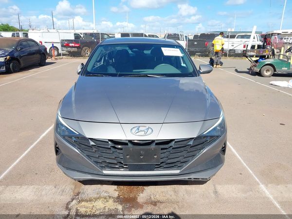 2022 HYUNDAI ELANTRA SEL