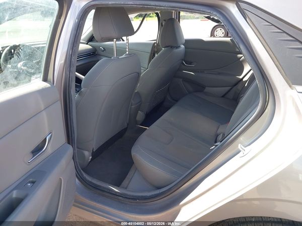 2022 HYUNDAI ELANTRA SEL