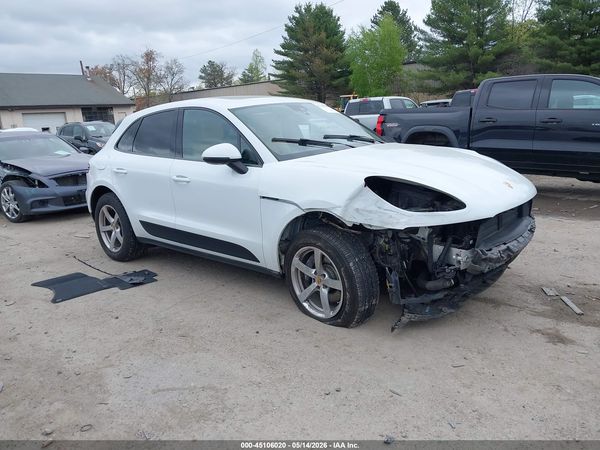 2018 PORSCHE MACAN