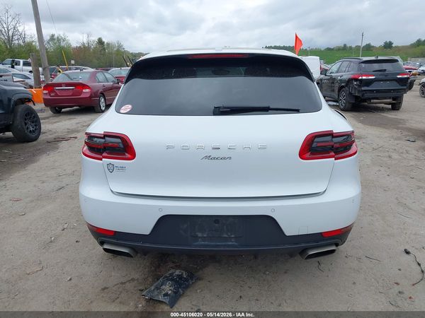 2018 PORSCHE MACAN