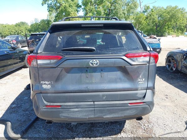 2020 TOYOTA RAV4 XLE — I119