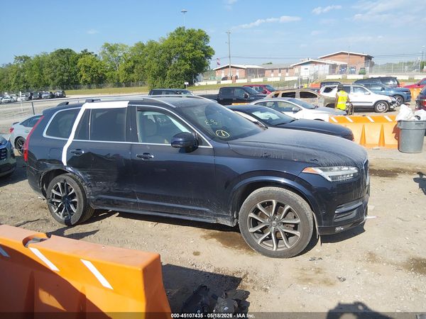 2017 VOLVO XC90 T6 MOMENTUM