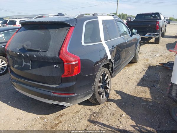 2017 VOLVO XC90 T6 MOMENTUM