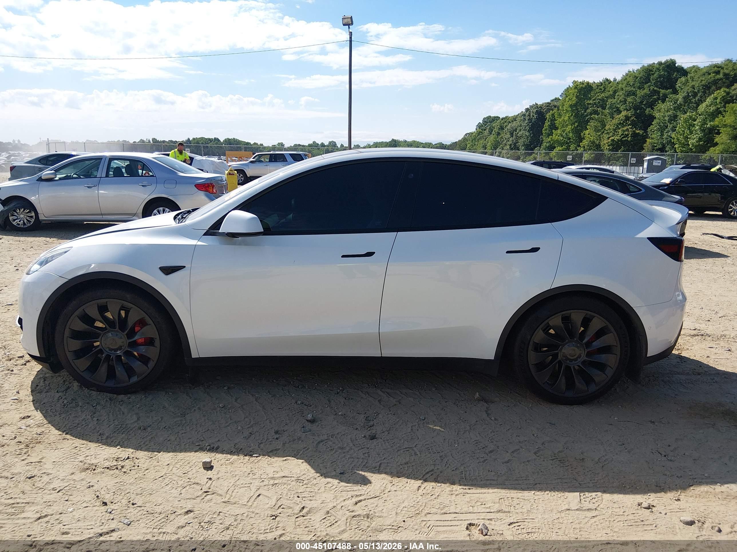 2022 TESLA MODEL Y
